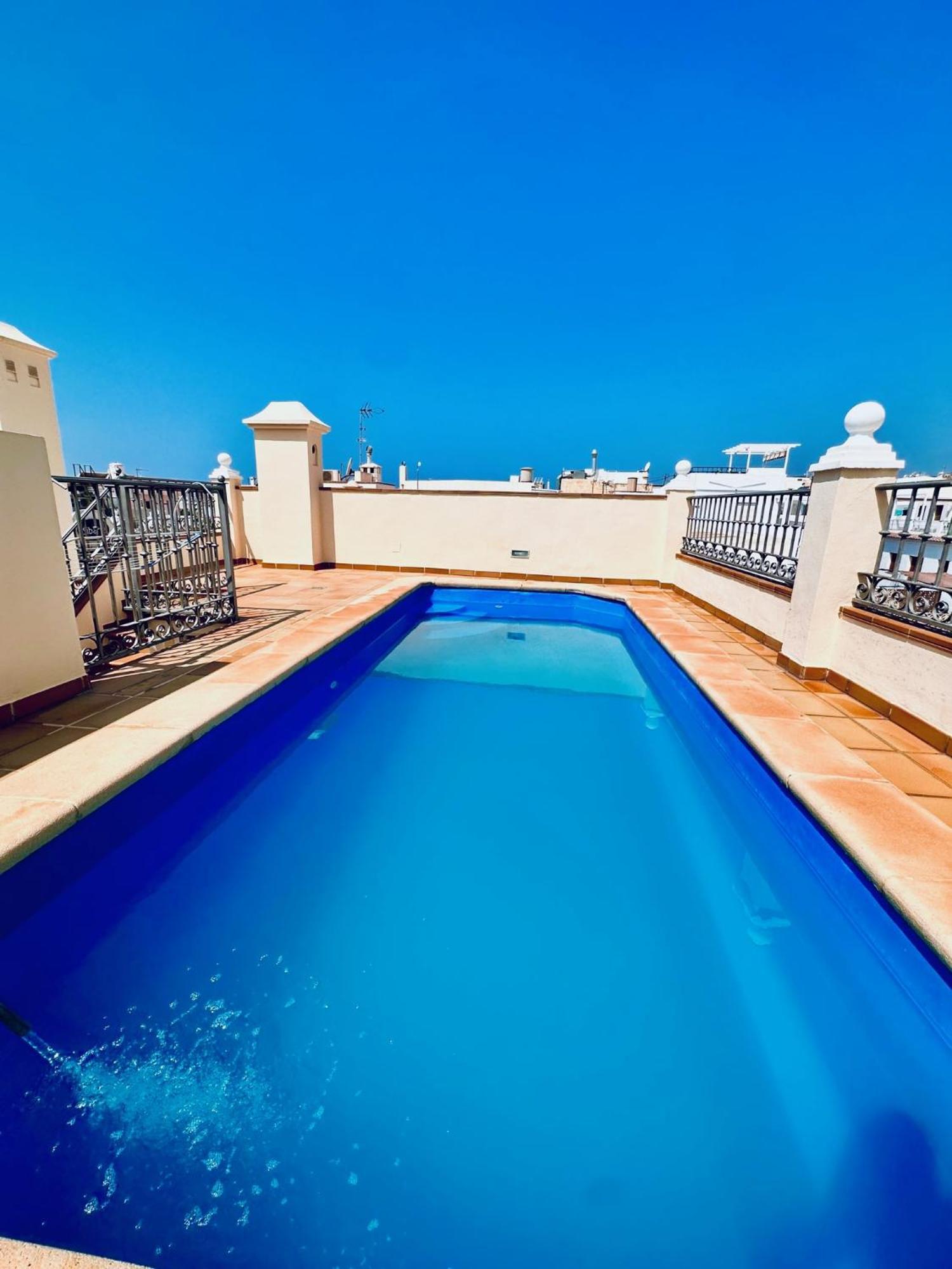 Ferienhaus Atico Con Piscina Privada En El Corazon De Nerja!